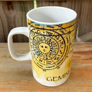 Gemini Zodiac Horoscope Tall Golden Yellow & White Coffee Mug by Roscher 16oz